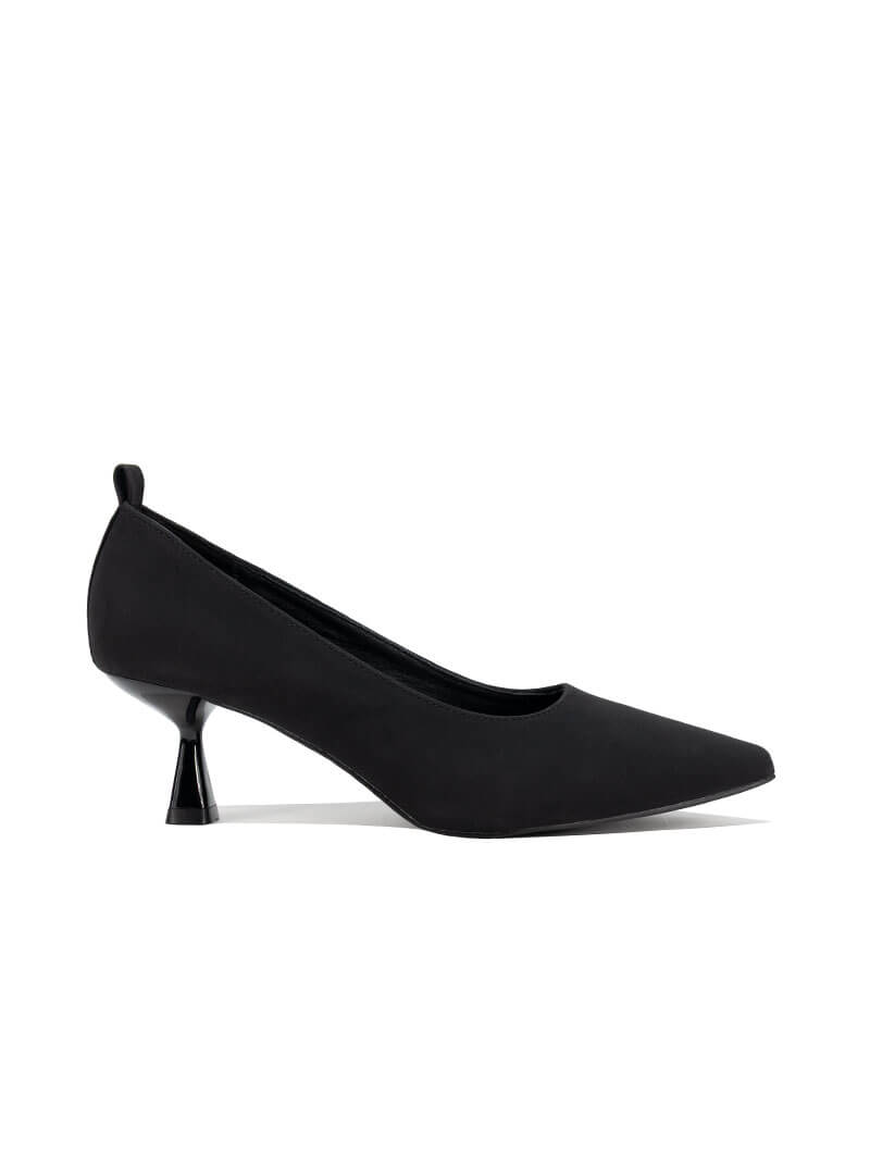 Escarpins à bout pointu